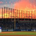 【ヤクルト】花火で試合が中断、隣接する国立競技場のJ1清水－横浜戦で試合前セレモニー
