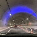 いまの何…？ 高速道路トンネル内に「青い光の環」 NEXCOの答えは