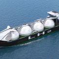 「水素をガソリン並みの価格に」実現なるか 完成近い大型液化水素運搬船 流通の要に？