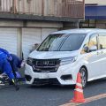 川崎で男児らが車にはねられ、３人死傷