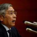 日銀総裁、値上げ許容度発言で謝罪　「誤解を招き申し訳ない」