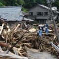 東日本を中心に大雨に警戒　44の河川が氾濫　気象庁