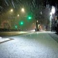 【大雪】京都市内でも雪が強まる、洛北地域は歩道が真っ白に