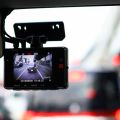 アイリスオーヤマの「危険運転」動画拡散に賛否、防犯カメラ社会の功罪とは