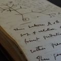 紛失したダーウィンのノート、謎のメモとともに返還