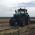 ウクライナ農家、ロシア軍が大量の穀物を略奪と証言　飢餓の歴史再来の懸念