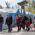 ウクライナ マリウポリの製鉄所から市民の避難始まる