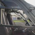 毎日新聞ヘリ 福岡県上空で窓落下も飛行続けイベントにも参加